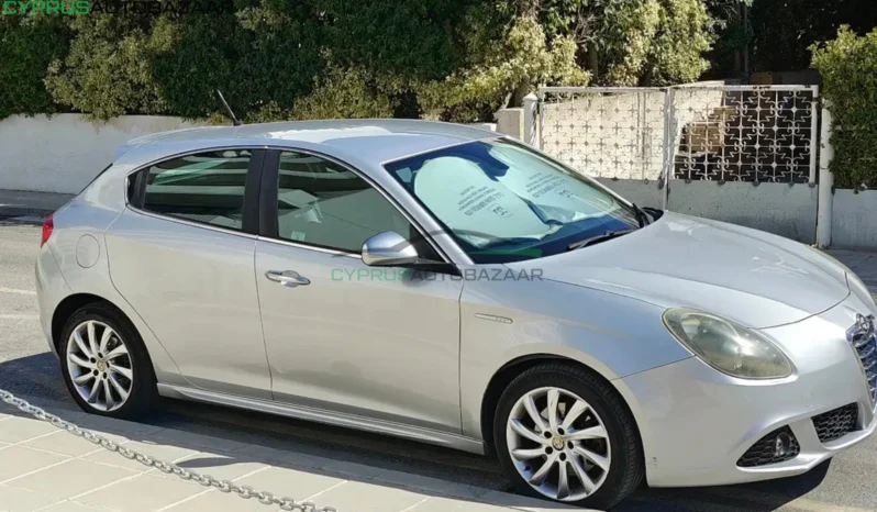
								2011 Alfa Romeo Giulietta 2.0L Diesel for Sale in Cyprus – €7,500 full									