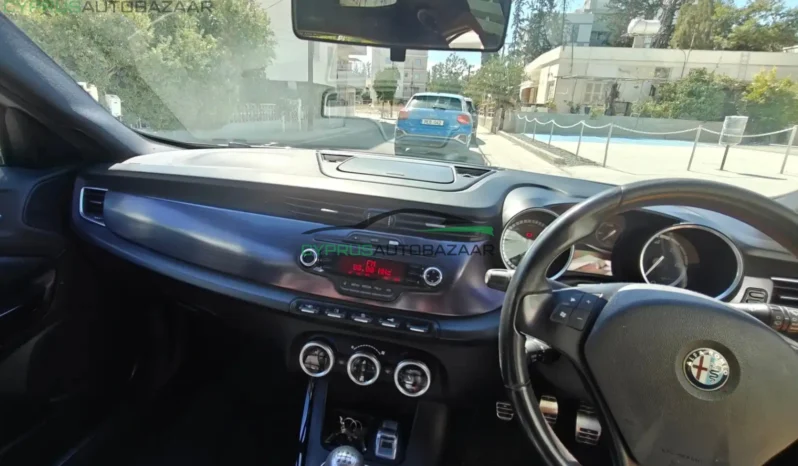 
								2011 Alfa Romeo Giulietta 2.0L Diesel for Sale in Cyprus – €7,500 full									