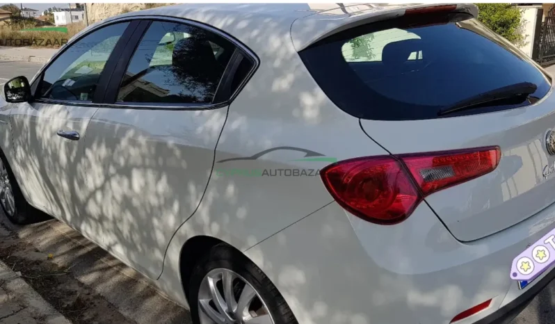 
								2012 Alfa Romeo Giulietta 1.4L White for Sale in Cyprus – €6,900 full									
