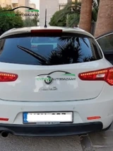 2013 Alfa Romeo Giulietta 1.4L Automatic Petrol Hatchback for Sale in Cyprus – €8,000