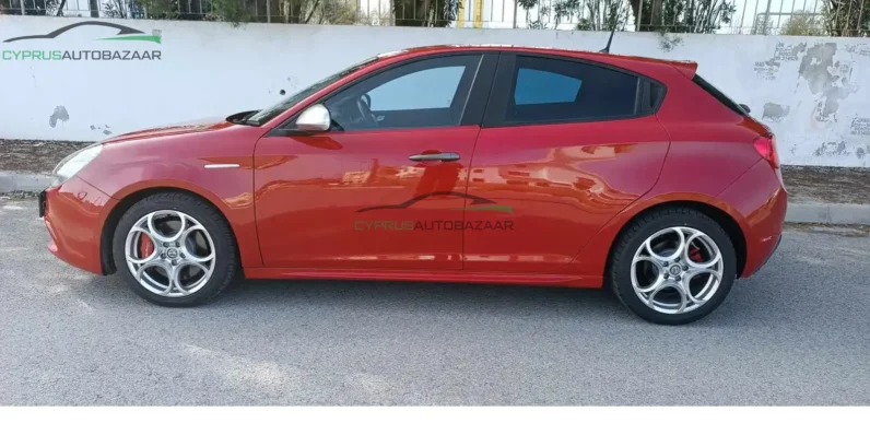 2019 Alfa Romeo Giulietta 1.8L Red for Sale in Cyprus – €18,700